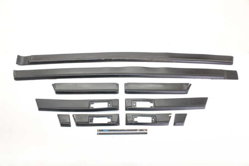 84-86 Nissan 300ZX Z31 Complete 12 Piece Body Side Molding Trim Panel 7687901P00