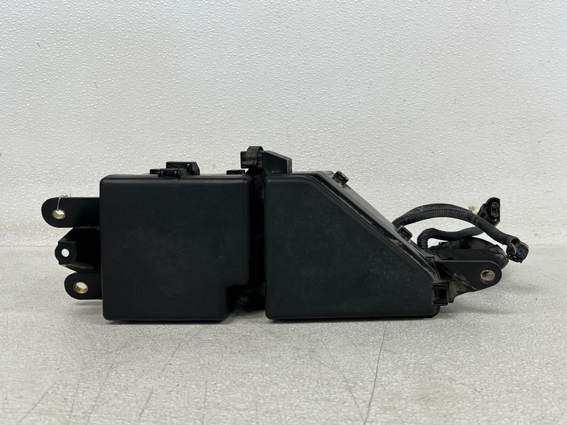 ⭐2001-2006 LEXUS LS430 4.3L ENGINE FUSE RELAY BOX AND CAP LID COVER OEM LOT2604