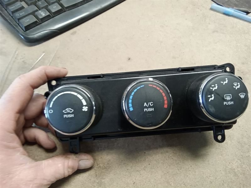 Temperature Control Classic Style With AC Fits 11-17 COMPASS 301095