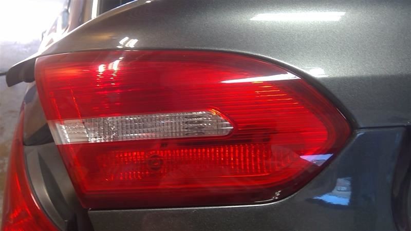Driver Tail Light Sedan Inner Lid Mounted Fits 15-18 FOCUS 3381776
