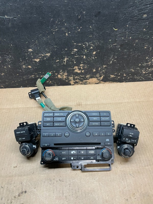 2007 to 2012 Nissan Pathfinder Radio Switch Control AA9161