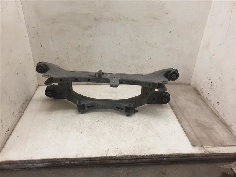 17-18 TOYOTA COROLLA IM 1.8L V4 CROSSMEMBER / SUB FRAME