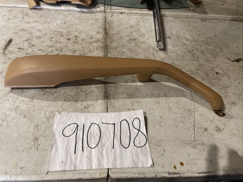86-91 MERCEDES W126 560SEL 420SEL 400SE FRONT RIGHT DOOR PANEL HANDLEARM REST