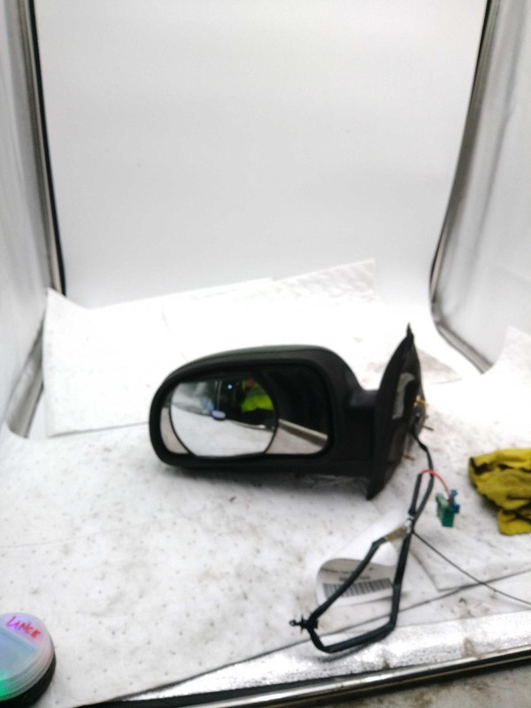 2006 Chevrolet Trailblazer Left Door Mirror Assembly Silver OEM 238031