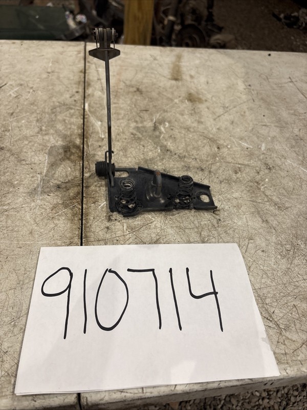 98-05 Mercedes W163 ML320 ML350 ML500 Hood Latch 1298870127
