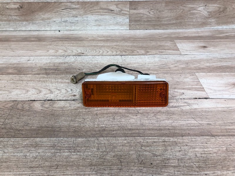 DATSUN 200SX OEM FRONT DRIVER SIDE BUMPER REFLECTOR LIGHT 80-83