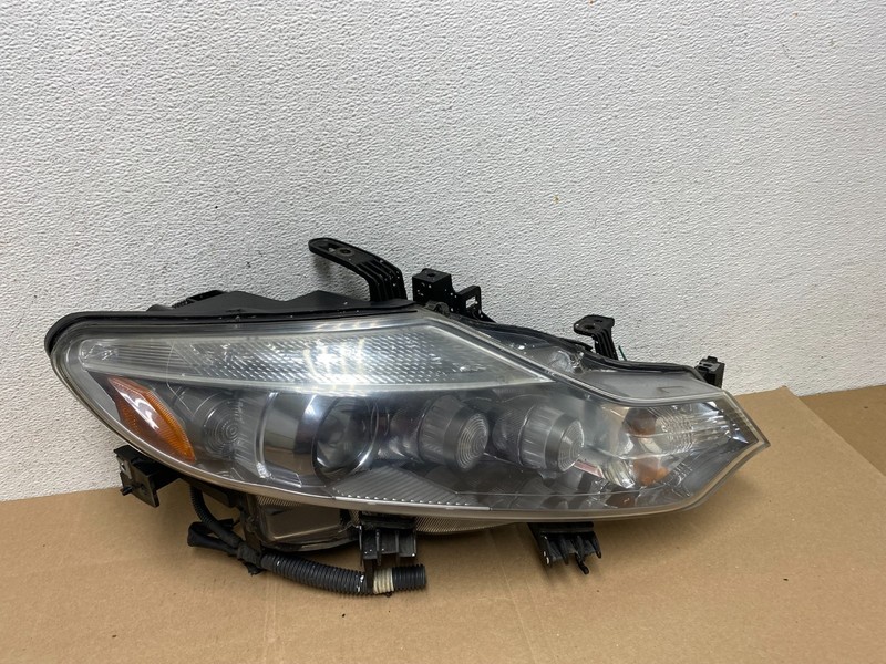 2011 to 2014 Nissan Murano Headlight Right Passenger Rh Oem Xenon AE4848 DW