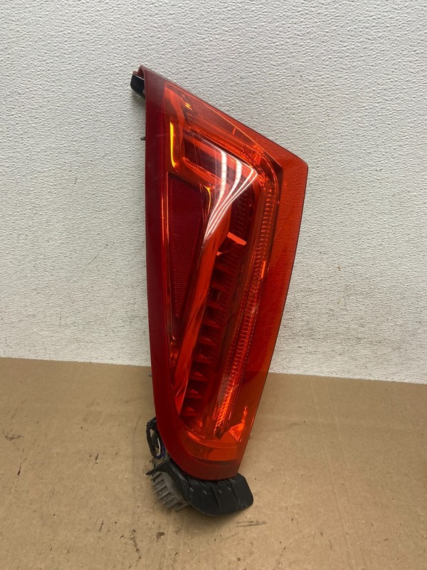 2013 to 2017 Cadillac XTS Left Driver LH Tail Light AE6018 DW