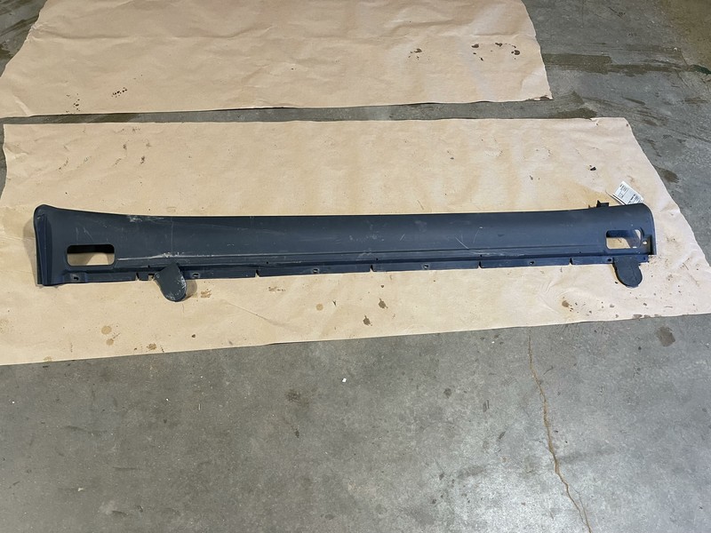 11-18 PORSCHE CAYENNE 92A E2 RIGHT PASSENGER RH SIDE ROCKER PANEL SIDE SKIRT OEM