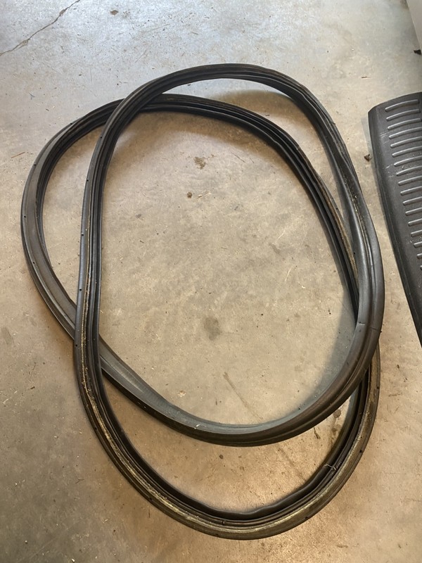 2019 Kia Sorento L Trunk Door Seal OEM
