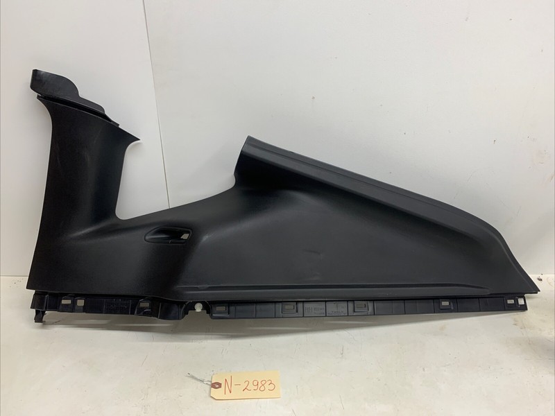 2023-2024 TESLA MODEL Y C PILLAR RIGHT REAR 2020 OEM 1661181-00-A 2983 M6