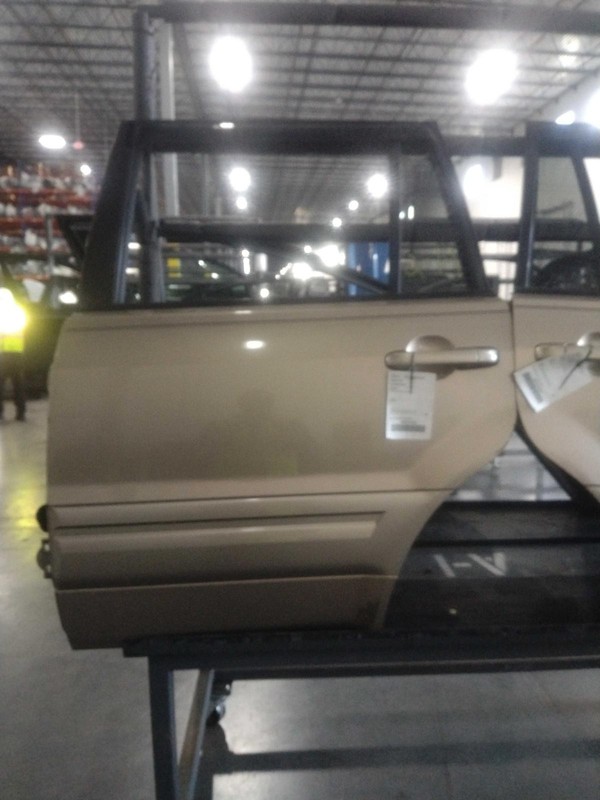 2006-2008 Honda Pilot Rear Left Door Good Condition No Rust 4DR SUV