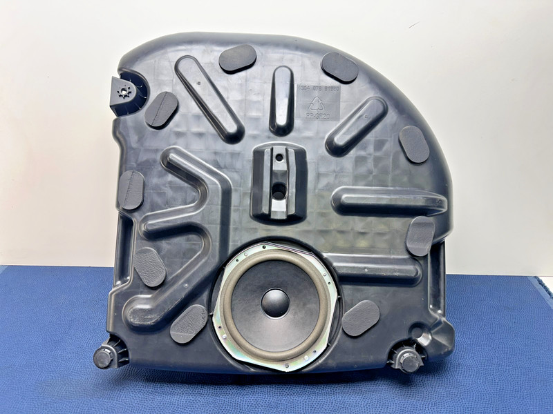 09-11 Jaguar XF XFR X250 Rear Trunk Subwoofer Sub Woofer Bass Speaker OEM