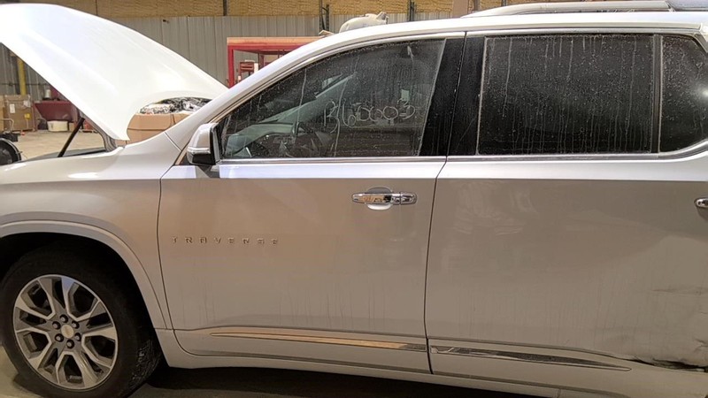 Driver Front Door Classic Style S Or VIN T Fits 18-24 TRAVERSE 3651949
