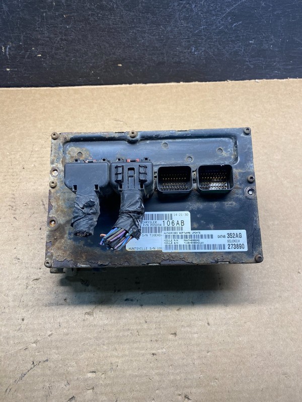 2005 Chrysler Pacifica Engine Control ECM AD9994 DG