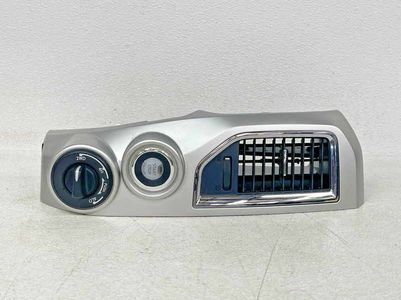 ⭐2017-2021 NISSAN TITAN FRONT LEFT INNER AIR VENT GRILLE W/ IGNITION LOT2572