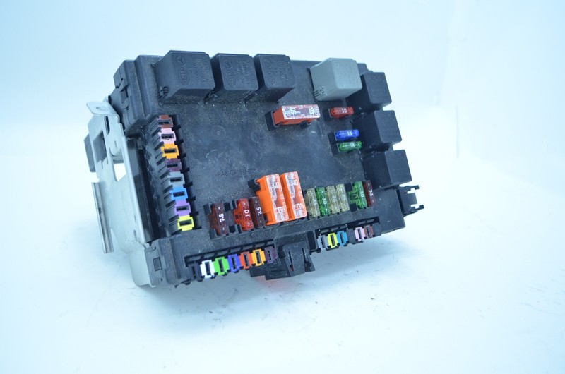 07-09 MERCEDES W221 S CLASS REAR TRUNK SAM FUSE RELAY BOX OEM