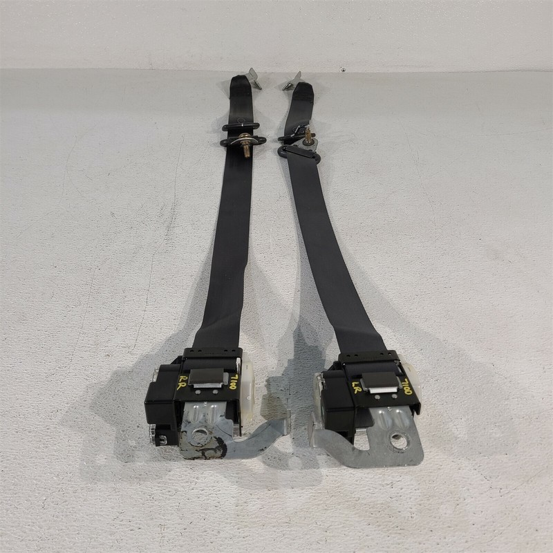 99-04 Mustang Gt Coupe Rear Seat Belt Retractors Left Right Set Aa7100