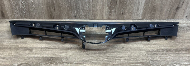 2016-2018 TOYOTA AVALON FRONT GRILLE ASSY OEM PART# 53114-07040