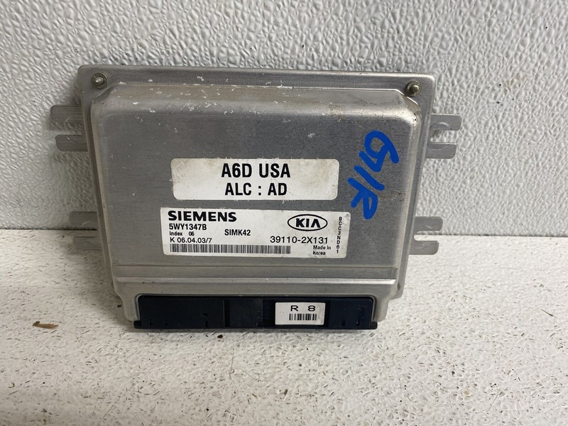 2003 Kia Rio Thru 10/01/03 Engine Computer Control Module Ecu Ecm 39110-2x13