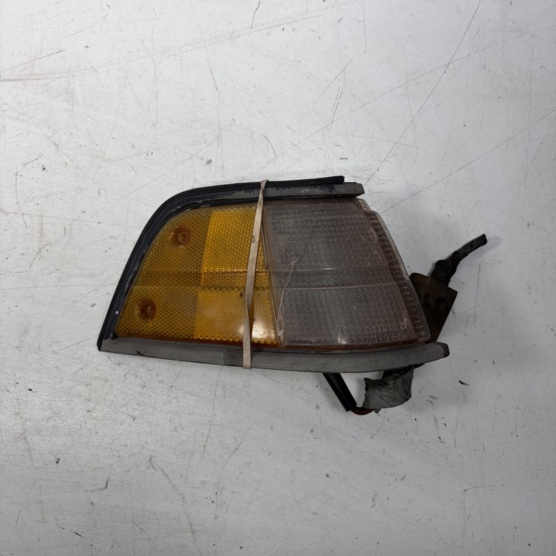 85-87 Honda Prelude Si Right Front Side Marker Light OEM