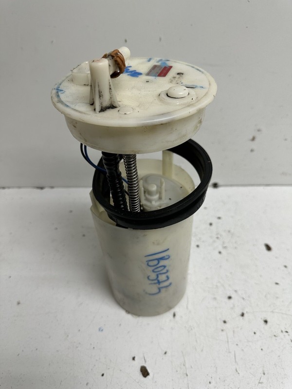 2004-2008 Acura TSX 2.4L Fuel Gas Pump w Sending Unit & Bracket Oem