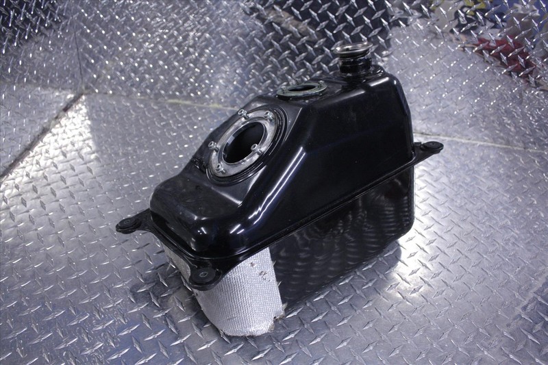 2007 SUZUKI AN 400 BURGMAN FUEL GAS PETROL TANK CONTAINER AN400 07
