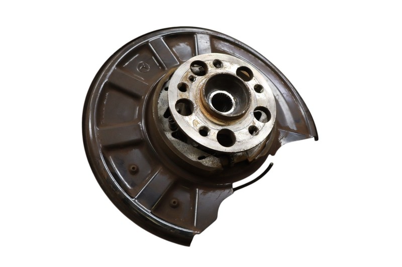 12-18 Mercedes W218 CLS400 CLS63 Rear Right Side Spindle Knuckle Hub Oem