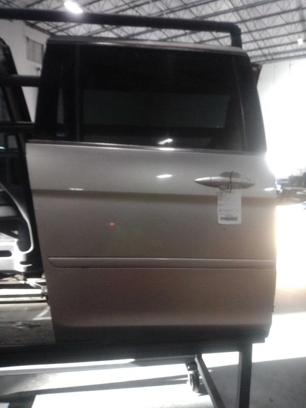 2006 Honda Odyssey Right Rear Door Silver Good Condition No Rust 37649