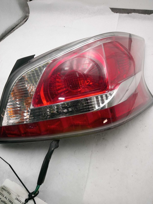 2015 Nissan Altima Right Tail Light Assembly - White, Used, Scratches