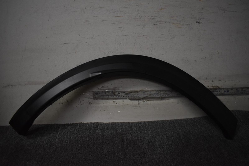 2019-2022 INFINITI QX50 REAR RIGHT SIDE WHEEL ARCH MOLDING FACTORY OEM