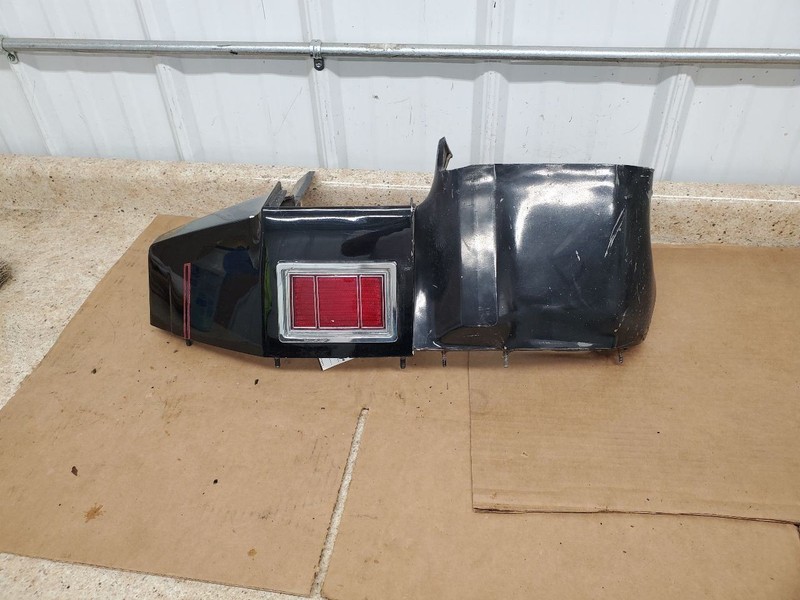 Driver Left Corner/Park Light Side Marker Fits 79-81 5TH AVENUE 297735