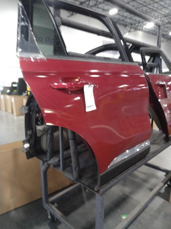 2020 Lincoln Aviator Rear Right Door Red D4 Good Condition No Rust Small Dent