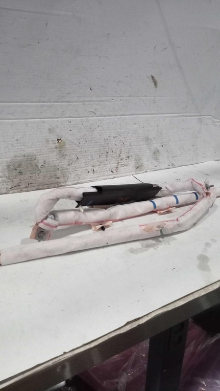 2018 Cadillac XTS Used Black Curtain Air Bag Right OEM 225364 120K Miles