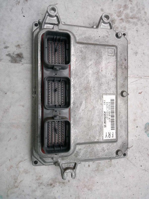 2020 Honda HR-V Engine Control Module ECM 1.8L OEM 378206N8A11 Used