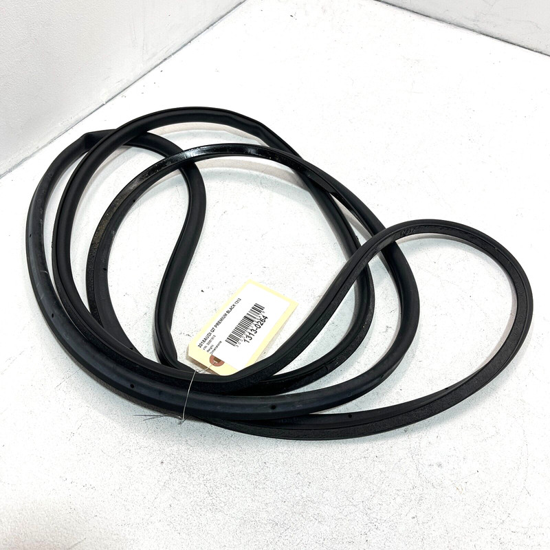 Front Right / Passenger Side Door Weatherstrip Seal AUDI Q7 2017-2023 OEM