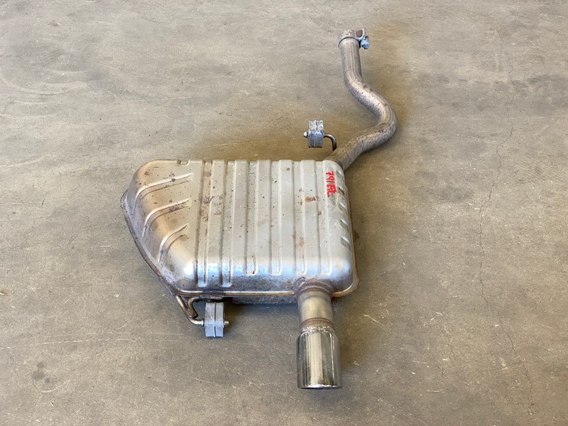 2017-2020 JAGUAR F-PACE REAR LEFT DRIVER SIDE EXHAUST MUFFLER PIPE OEM LOT791