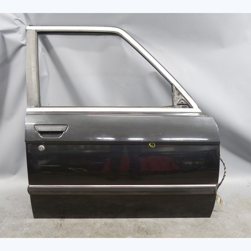 1982-1988 BMW E28 5-Series Right Front Passenger Door Shell Diamond Black OEM
