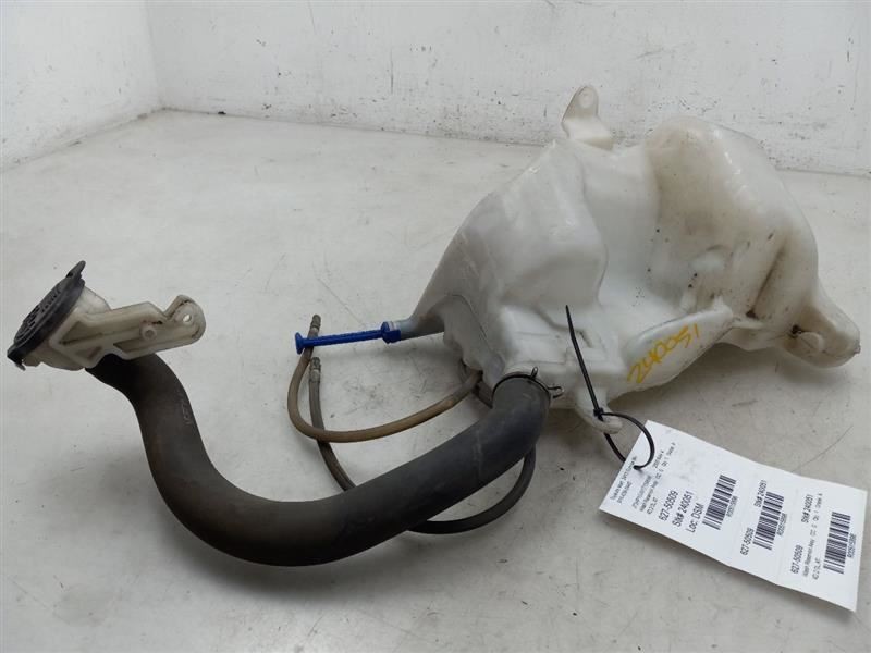 96-00 TOYOTA RAV4 2.0L FWD WINDSHIELD WASHER RESERVOIR