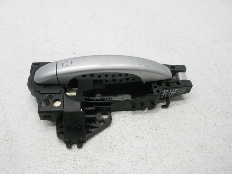 09-16 AUDI B8 A4 S4 SEDAN DOOR OPEN HANDLE FRONT PASSENGER RIGHT OEM 010224