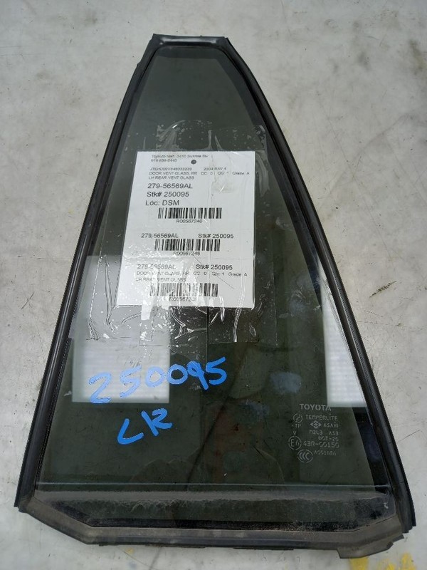 01 02 03 04 05 TOYOTA RAV 4 REAR DRIVER LEFT DOOR VENT GLASS