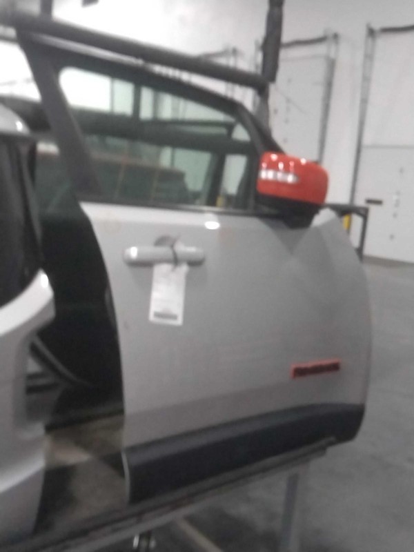 2020 Jeep Renegade Right Front Door Silver 591253 54k Miles Used
