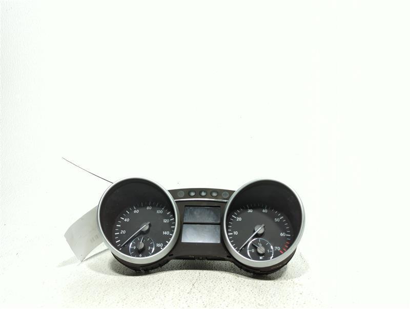 2006 Mercedes ML-Class Speedometer Gauge OEM Silver 142K Miles NJ25-K08233-8948