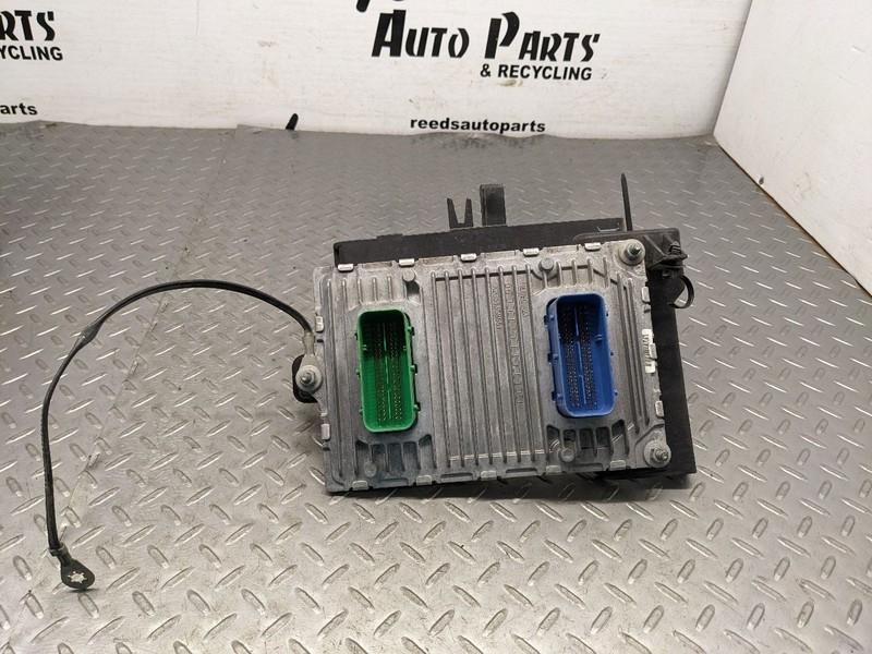 Engine ECM Electronic Control Module 2.4L Fits 16-17 200 1151927