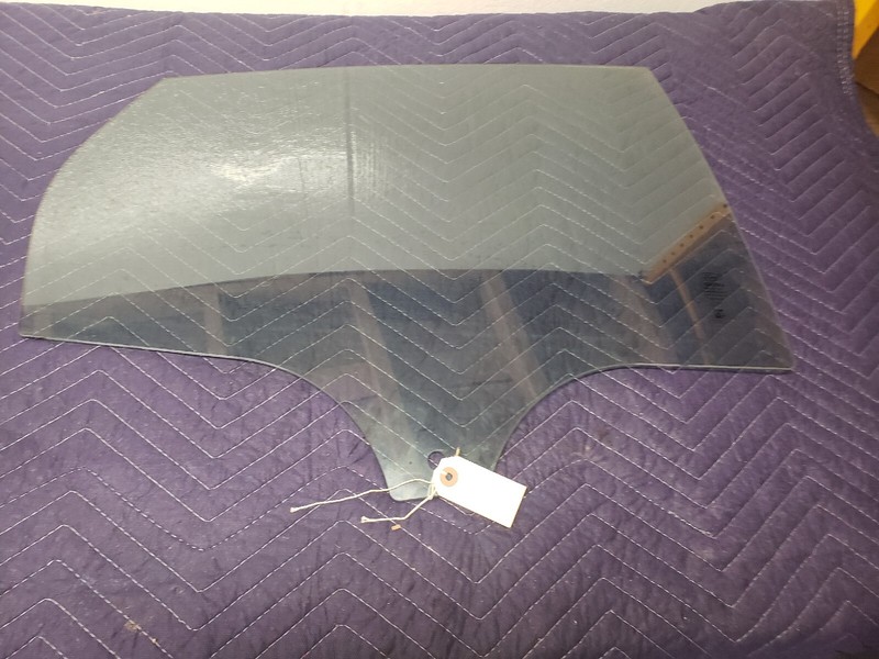 Passenger Right Rear Door GlassFits 12-18 Ford Focus OEM