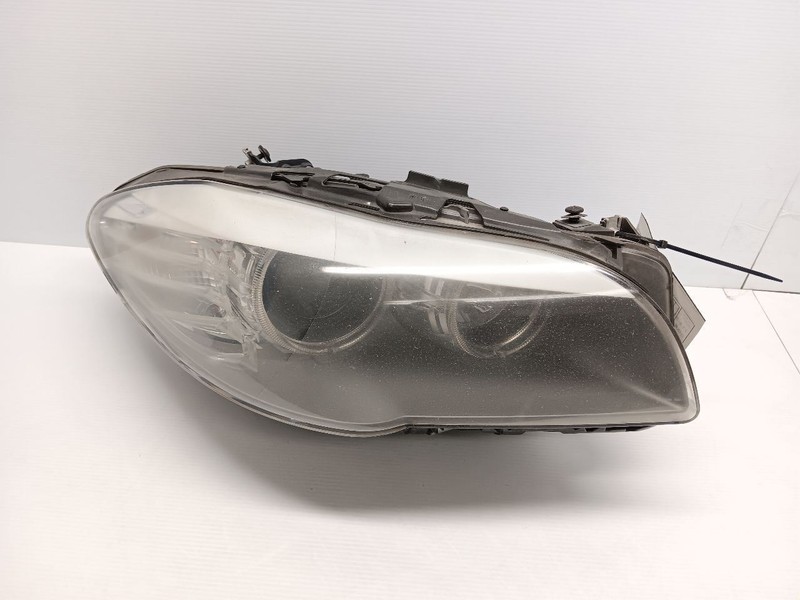 2011-2013 BMW 528i 535i F10 Right Headlight Halogen Passenger 63117203244 OEM