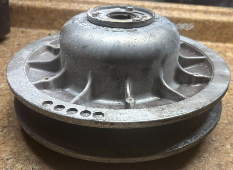 1990 Polaris RMK 700 Indy Snowmobile Engine Secondary Clutch Driven Z8