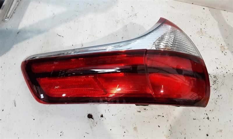 Passenger Tail Light Quarter Panel Mounted Clear Lens Fits 11-19 SIENNA 3033709