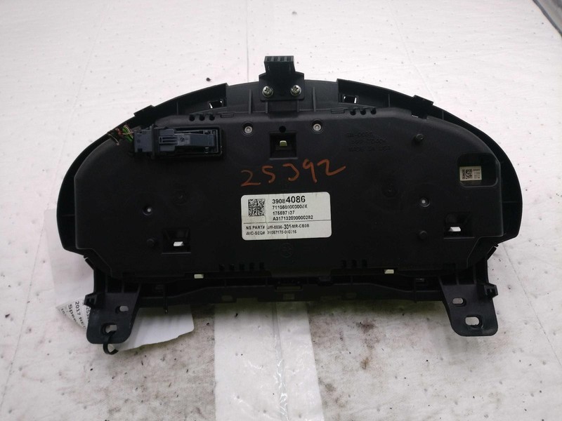 2017 BUICK REGAL Speedometer Gauge OEM White 68000 Miles NJ25-25392-642076