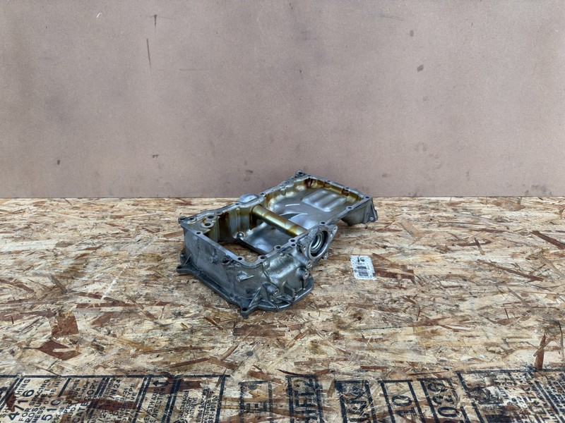 INFINITI Q50 2014-2021 OEM ENGINE MOTOR UPPER OIL PAN ASSEMBLY AWD 3.5L 3.7L